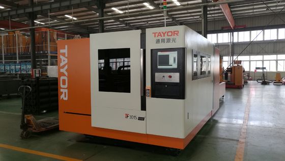 Second Hand Cnc Plasma Cutting Table , 3kw Ipg Fiber Laser Cutting Machine